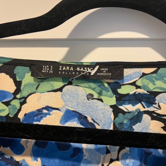 Zara Floral Dress - Picture 3 of 4